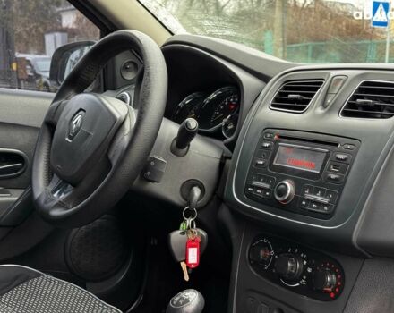 Білий Рено Логан, об'ємом двигуна 1.2 л та пробігом 390 тис. км за 3690 $, фото 25 на Automoto.ua