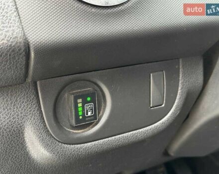 Белый Рено Логан, объемом двигателя 1.2 л и пробегом 390 тыс. км за 3690 $, фото 13 на Automoto.ua