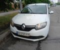 Белый Рено Логан, объемом двигателя 1.1 л и пробегом 315 тыс. км за 3949 $, фото 1 на Automoto.ua