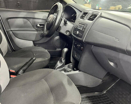 Білий Рено Логан, об'ємом двигуна 1.2 л та пробігом 197 тис. км за 5700 $, фото 37 на Automoto.ua