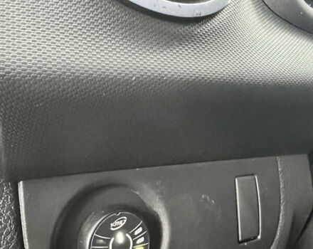 Білий Рено Логан, об'ємом двигуна 1.2 л та пробігом 197 тис. км за 5700 $, фото 30 на Automoto.ua