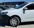 Белый Рено Логан, объемом двигателя 1.5 л и пробегом 186 тыс. км за 3990 $, фото 3 на Automoto.ua