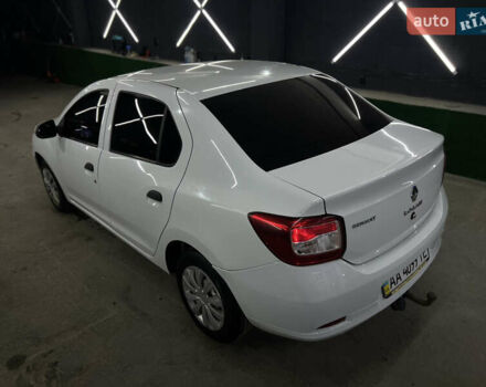 Білий Рено Логан, об'ємом двигуна 1.2 л та пробігом 197 тис. км за 5700 $, фото 16 на Automoto.ua