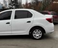 Білий Рено Логан, об'ємом двигуна 1.2 л та пробігом 390 тис. км за 3690 $, фото 9 на Automoto.ua