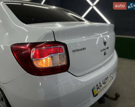 Білий Рено Логан, об'ємом двигуна 1.2 л та пробігом 197 тис. км за 5700 $, фото 11 на Automoto.ua