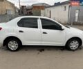Белый Рено Логан, объемом двигателя 1.2 л и пробегом 230 тыс. км за 4300 $, фото 1 на Automoto.ua