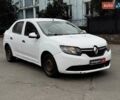 Белый Рено Логан, объемом двигателя 1.2 л и пробегом 390 тыс. км за 3690 $, фото 2 на Automoto.ua