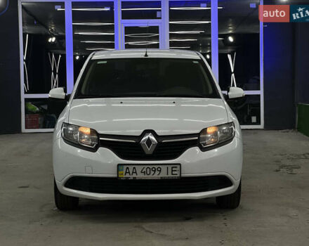 Білий Рено Логан, об'ємом двигуна 1.2 л та пробігом 197 тис. км за 5700 $, фото 24 на Automoto.ua