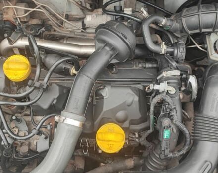 Белый Рено Логан, объемом двигателя 1.5 л и пробегом 225 тыс. км за 5300 $, фото 4 на Automoto.ua