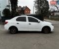 Белый Рено Логан, объемом двигателя 1.2 л и пробегом 390 тыс. км за 3690 $, фото 5 на Automoto.ua