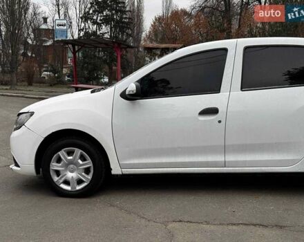 Белый Рено Логан, объемом двигателя 1.2 л и пробегом 390 тыс. км за 3690 $, фото 10 на Automoto.ua