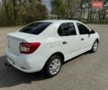 Белый Рено Логан, объемом двигателя 1.15 л и пробегом 204 тыс. км за 5200 $, фото 2 на Automoto.ua