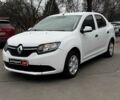 Белый Рено Логан, объемом двигателя 1.2 л и пробегом 390 тыс. км за 3690 $, фото 1 на Automoto.ua
