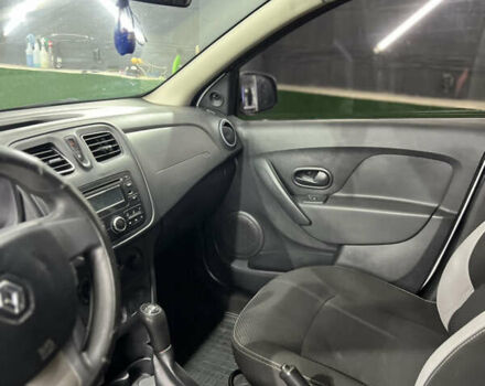 Білий Рено Логан, об'ємом двигуна 1.2 л та пробігом 197 тис. км за 5700 $, фото 28 на Automoto.ua