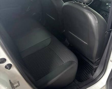 Белый Рено Логан, объемом двигателя 1.46 л и пробегом 77 тыс. км за 8000 $, фото 8 на Automoto.ua