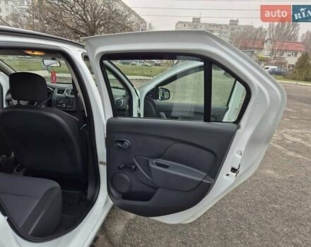 Белый Рено Логан, объемом двигателя 1.15 л и пробегом 114 тыс. км за 6500 $, фото 24 на Automoto.ua