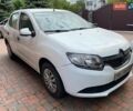 Белый Рено Логан, объемом двигателя 1.2 л и пробегом 274 тыс. км за 4300 $, фото 1 на Automoto.ua