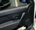 Белый Рено Логан, объемом двигателя 1.2 л и пробегом 102 тыс. км за 5200 $, фото 3 на Automoto.ua