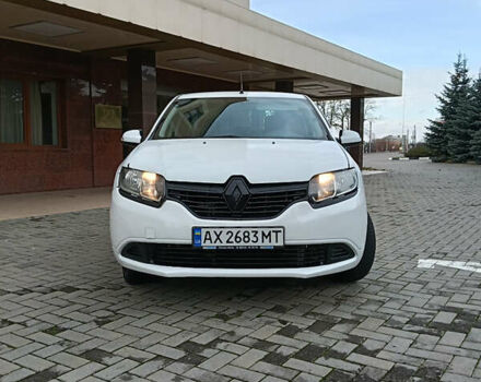 Белый Рено Логан, объемом двигателя 1.15 л и пробегом 381 тыс. км за 4200 $, фото 3 на Automoto.ua