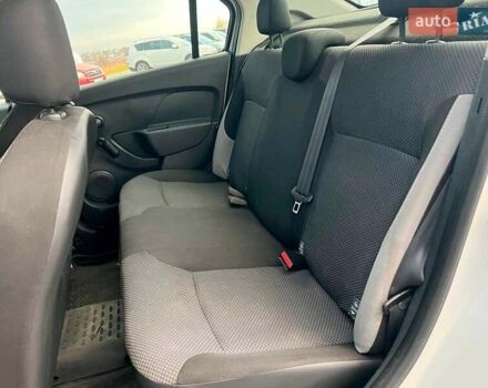 Белый Рено Логан, объемом двигателя 1.2 л и пробегом 170 тыс. км за 5890 $, фото 29 на Automoto.ua