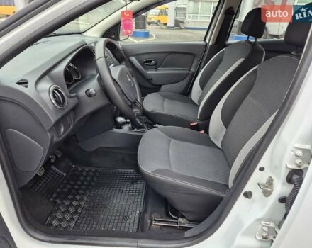 Белый Рено Логан, объемом двигателя 1.15 л и пробегом 114 тыс. км за 6500 $, фото 16 на Automoto.ua