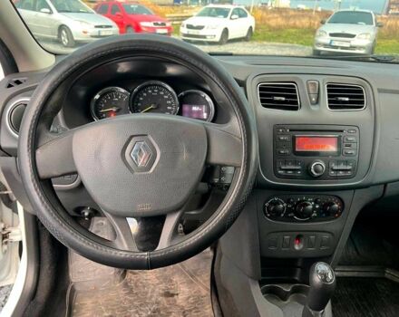 Білий Рено Логан, об'ємом двигуна 1.2 л та пробігом 170 тис. км за 5890 $, фото 20 на Automoto.ua