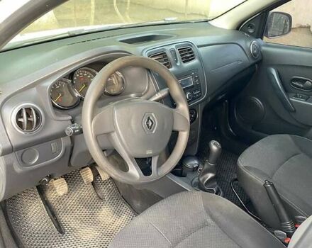 Білий Рено Логан, об'ємом двигуна 1.15 л та пробігом 178 тис. км за 4500 $, фото 4 на Automoto.ua