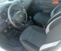 Белый Рено Логан, объемом двигателя 1.15 л и пробегом 357 тыс. км за 3500 $, фото 6 на Automoto.ua