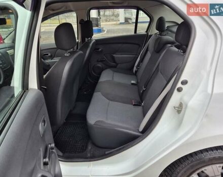 Белый Рено Логан, объемом двигателя 1.15 л и пробегом 114 тыс. км за 6500 $, фото 18 на Automoto.ua