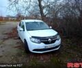 Білий Рено Логан, об'ємом двигуна 1.1 л та пробігом 266 тис. км за 3000 $, фото 1 на Automoto.ua