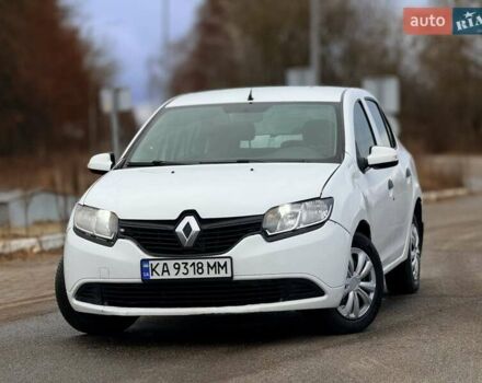 Белый Рено Логан, объемом двигателя 1.2 л и пробегом 305 тыс. км за 3650 $, фото 2 на Automoto.ua