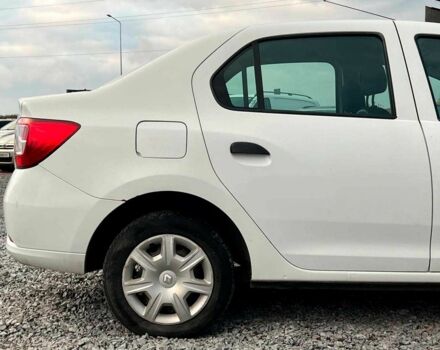 Білий Рено Логан, об'ємом двигуна 1.2 л та пробігом 170 тис. км за 5890 $, фото 8 на Automoto.ua
