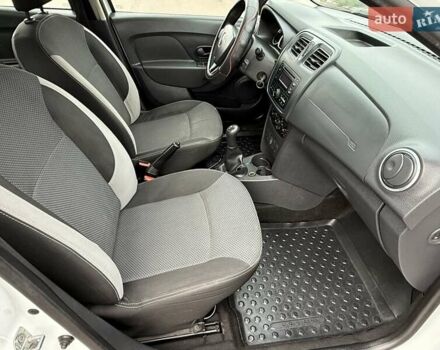 Белый Рено Логан, объемом двигателя 1.15 л и пробегом 148 тыс. км за 4800 $, фото 43 на Automoto.ua