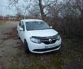 Білий Рено Логан, об'ємом двигуна 1.1 л та пробігом 266 тис. км за 3000 $, фото 1 на Automoto.ua