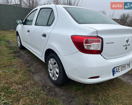 Білий Рено Логан, об'ємом двигуна 1.15 л та пробігом 153 тис. км за 5000 $, фото 6 на Automoto.ua