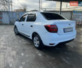 Белый Рено Логан, объемом двигателя 1.2 л и пробегом 350 тыс. км за 4500 $, фото 3 на Automoto.ua