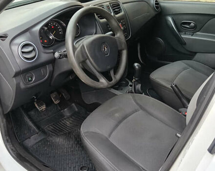 Белый Рено Логан, объемом двигателя 1.15 л и пробегом 381 тыс. км за 4200 $, фото 10 на Automoto.ua