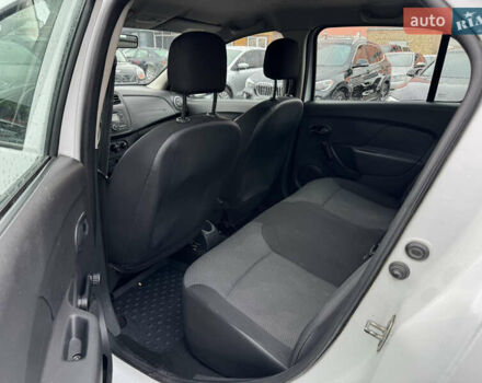 Белый Рено Логан, объемом двигателя 1.15 л и пробегом 180 тыс. км за 3500 $, фото 11 на Automoto.ua