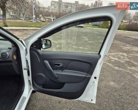 Белый Рено Логан, объемом двигателя 1.15 л и пробегом 114 тыс. км за 6500 $, фото 22 на Automoto.ua