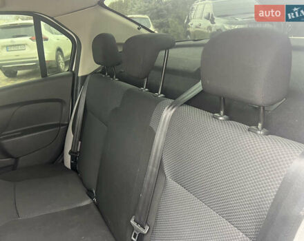 Белый Рено Логан, объемом двигателя 1.15 л и пробегом 185 тыс. км за 6500 $, фото 11 на Automoto.ua