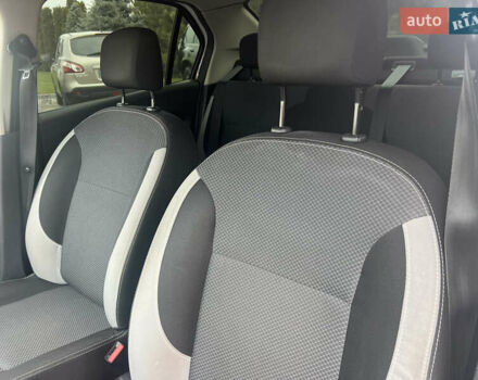 Белый Рено Логан, объемом двигателя 1.15 л и пробегом 185 тыс. км за 6500 $, фото 10 на Automoto.ua