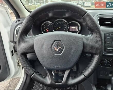 Белый Рено Логан, объемом двигателя 1.15 л и пробегом 114 тыс. км за 6500 $, фото 13 на Automoto.ua