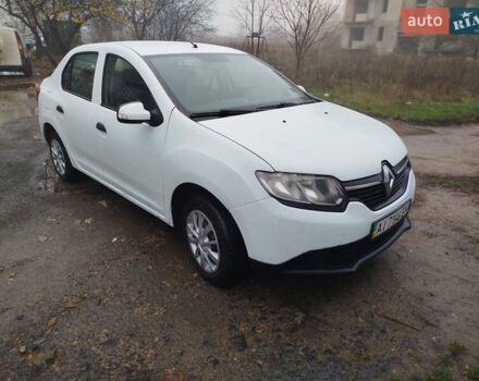 Білий Рено Логан, об'ємом двигуна 1.15 л та пробігом 247 тис. км за 4400 $, фото 3 на Automoto.ua