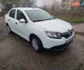 Білий Рено Логан, об'ємом двигуна 1.15 л та пробігом 247 тис. км за 4400 $, фото 3 на Automoto.ua