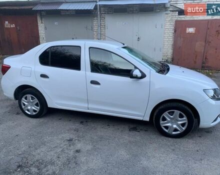 Білий Рено Логан, об'ємом двигуна 1.15 л та пробігом 178 тис. км за 4550 $, фото 5 на Automoto.ua