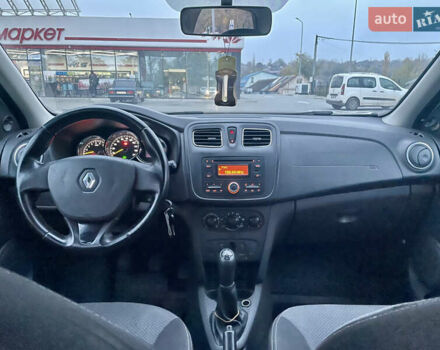 Белый Рено Логан, объемом двигателя 1.15 л и пробегом 166 тыс. км за 5799 $, фото 15 на Automoto.ua
