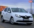 Белый Рено Логан, объемом двигателя 1.2 л и пробегом 305 тыс. км за 3650 $, фото 1 на Automoto.ua