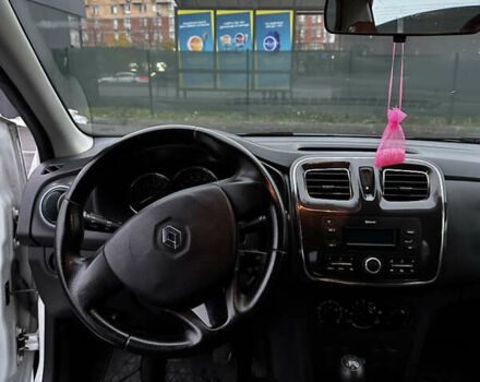 Белый Рено Логан, объемом двигателя 1.2 л и пробегом 247 тыс. км за 4200 $, фото 10 на Automoto.ua