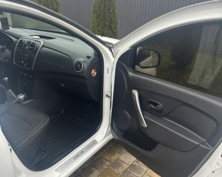 Белый Рено Логан, объемом двигателя 1.5 л и пробегом 282 тыс. км за 6500 $, фото 4 на Automoto.ua