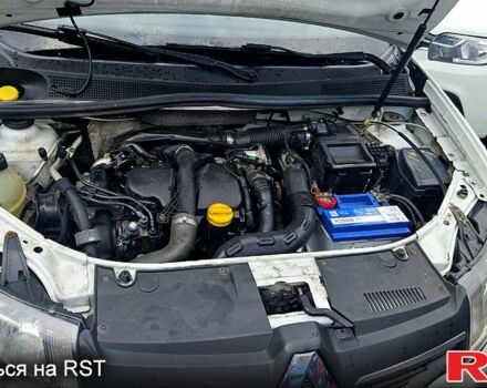 Білий Рено Логан, об'ємом двигуна 1.5 л та пробігом 241 тис. км за 5800 $, фото 3 на Automoto.ua